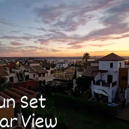 29, Manzana 2 Lomas, Costa Esuri Holiday home
